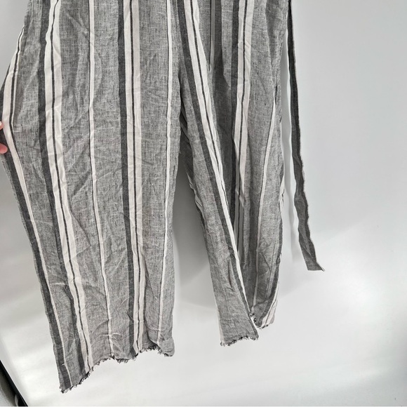 Cloth & Stone Linen Jumpsuit Gray And White  Striped Romper Size L - Picture 7 of 7